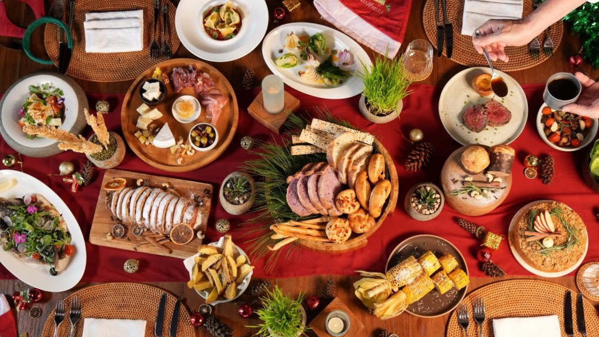 Christmas Lunch in Ubud Bali: Best Places to Celebrate