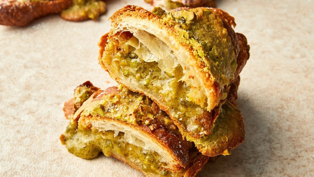 Pistachio Croissant